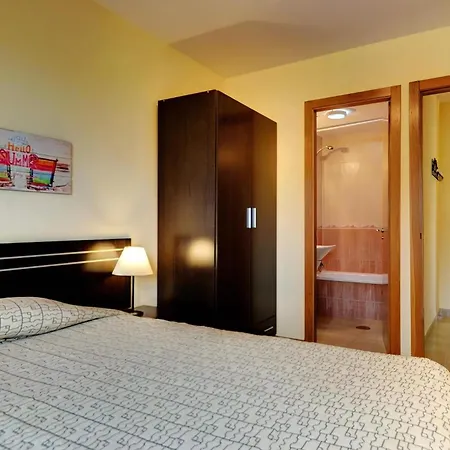 Apartment Belair Mit Pool